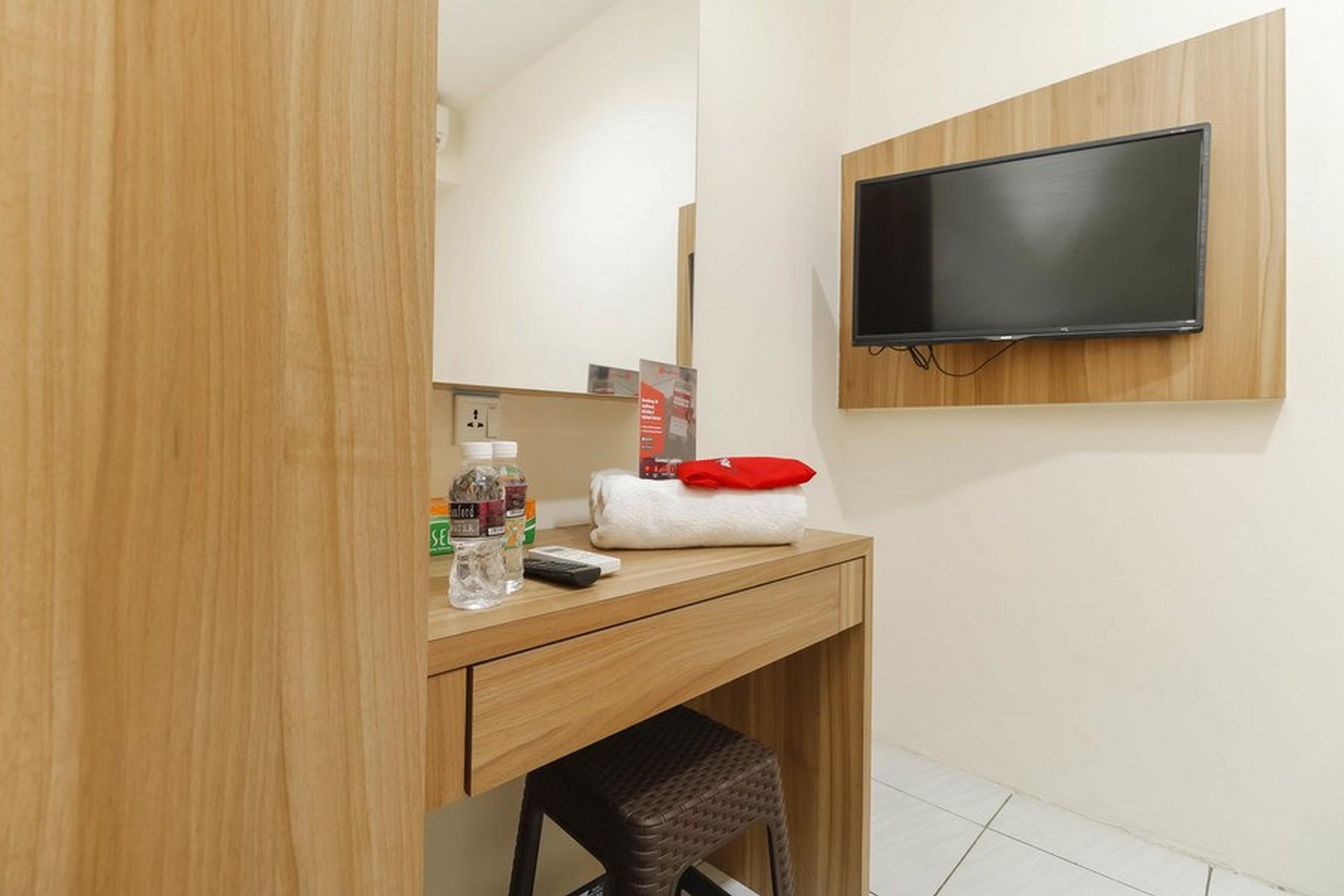 Hotel Reddoorz At Nagoya Indah Batam Exterior foto